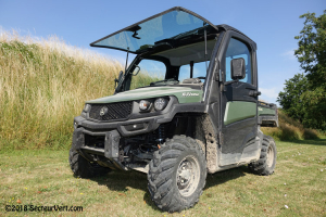 JOHN DEERE : nouveau véhicule utilitaire «2018» Gator XUV 835M (Essence) 