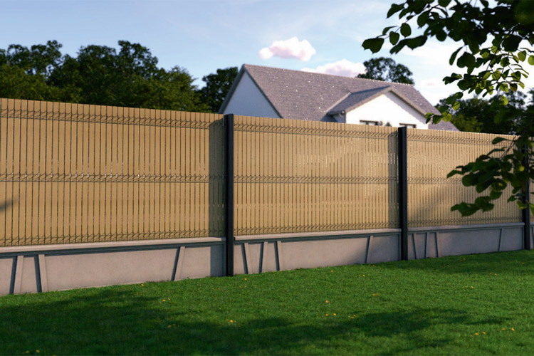 STRADAL : Nouvelle plaque de soubassement pour clôtures